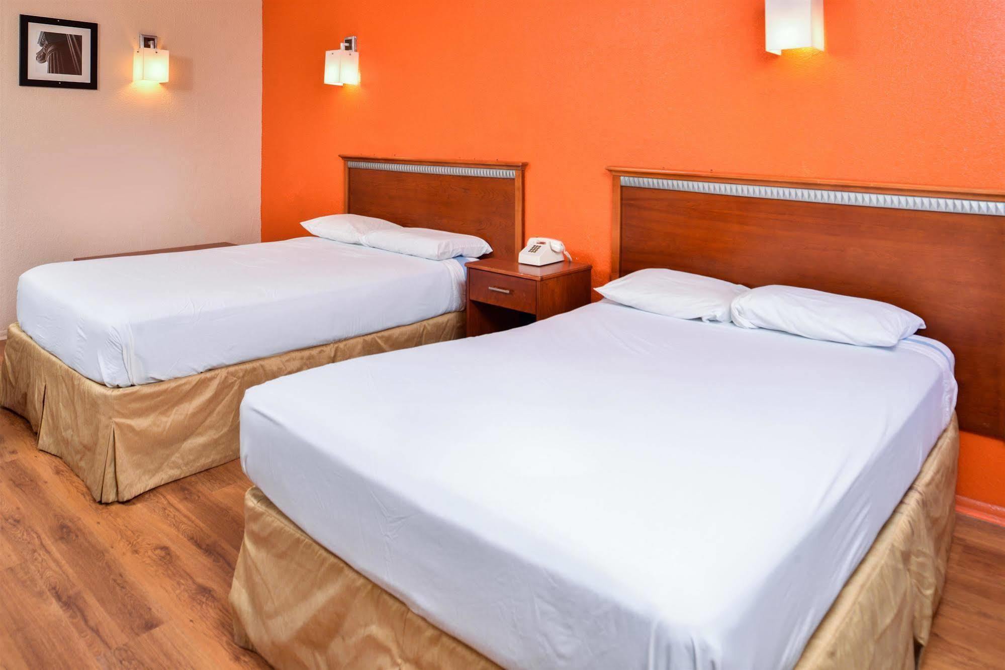 America'S Best Inn Montgomery Kültér fotó