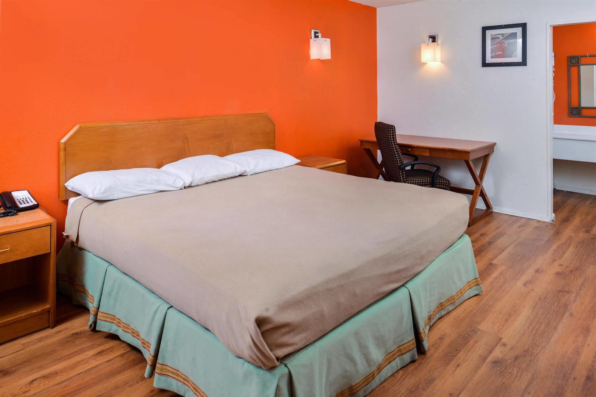 America'S Best Inn Montgomery Kültér fotó