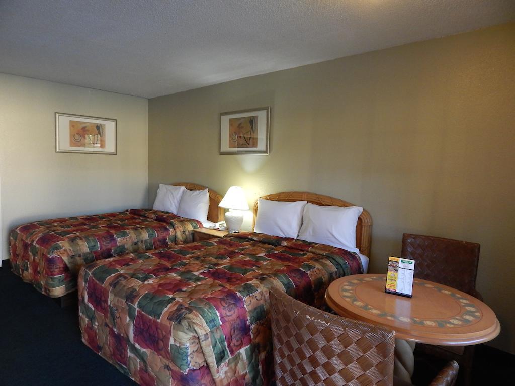 America'S Best Inn Montgomery Kültér fotó